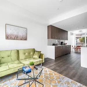 https://new-3bd-townhouse-near-qe-park.vancouver-hotels-bc.net